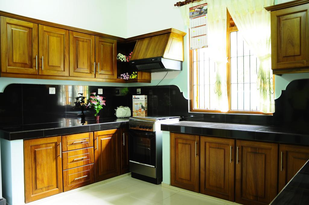 Lumbini Villa Bentota Zimmer foto